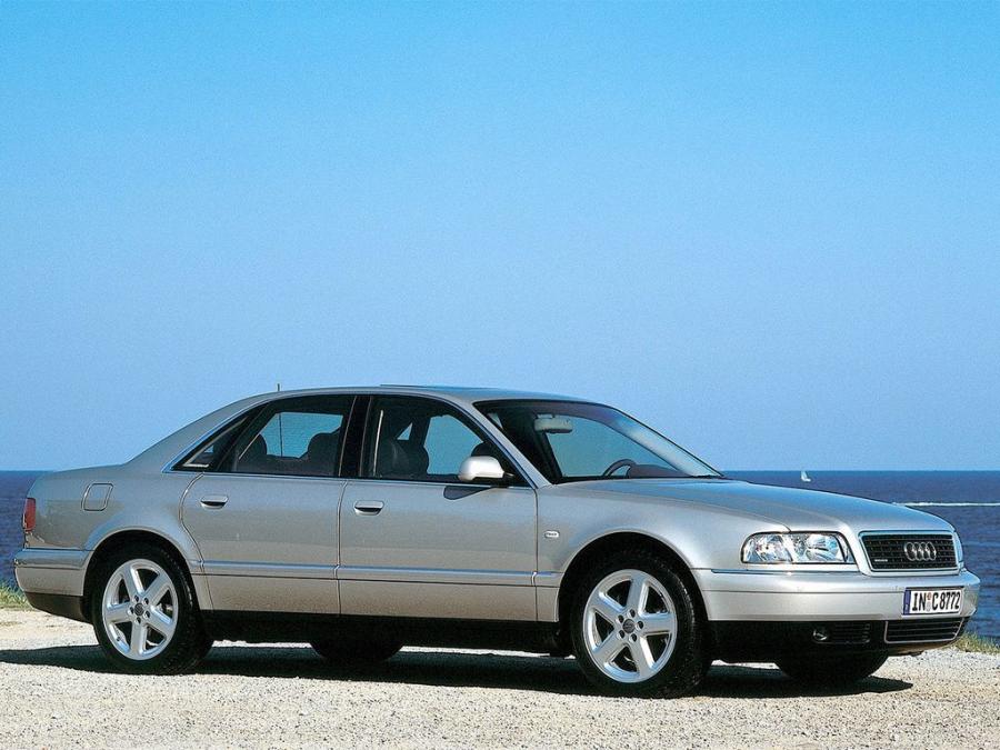  Audi A8 4.2 Quattro (D2) 1999 года  (фото 12 из 13)